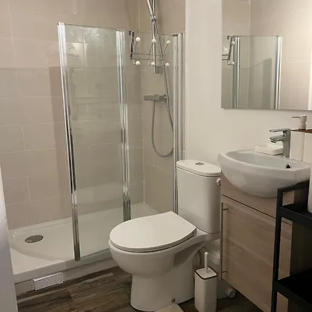 Apartment A 8 Min De Paris *